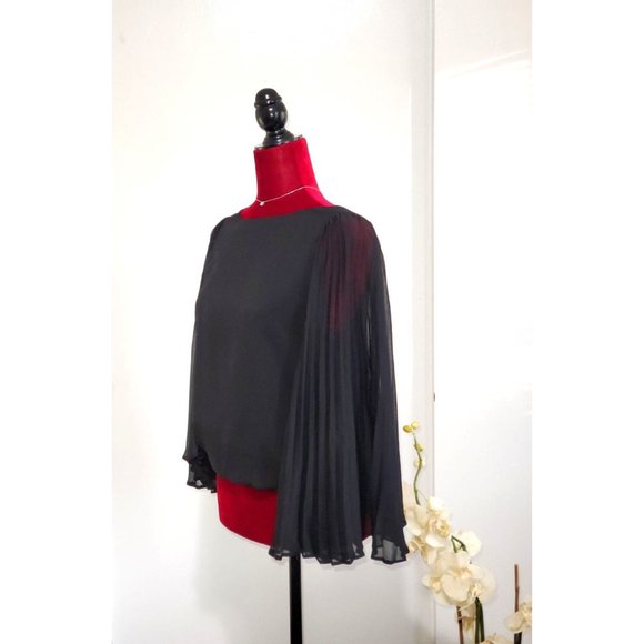 NWOT Carmen Marc Calvo black sheer batwing sleeve K- hole blouse size M 1228 - Picture 2 of 8